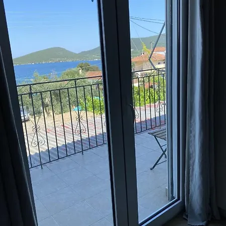 Apartamento Ai Nies Sourpi